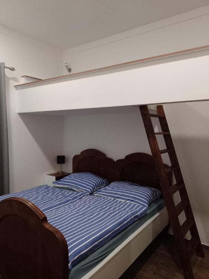 Penzion Litohlavy 17 - Na Samote U Lesa Králŭv Dvŭr Esterno foto